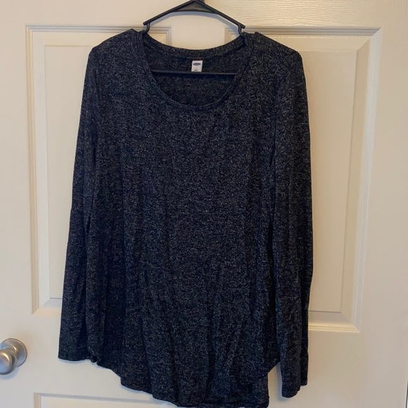 Old Navy Tops - Comfy long sleeve tee